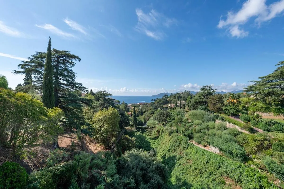 Riviera Escape - Sea View, Pool & Tennis Cannes 0*,